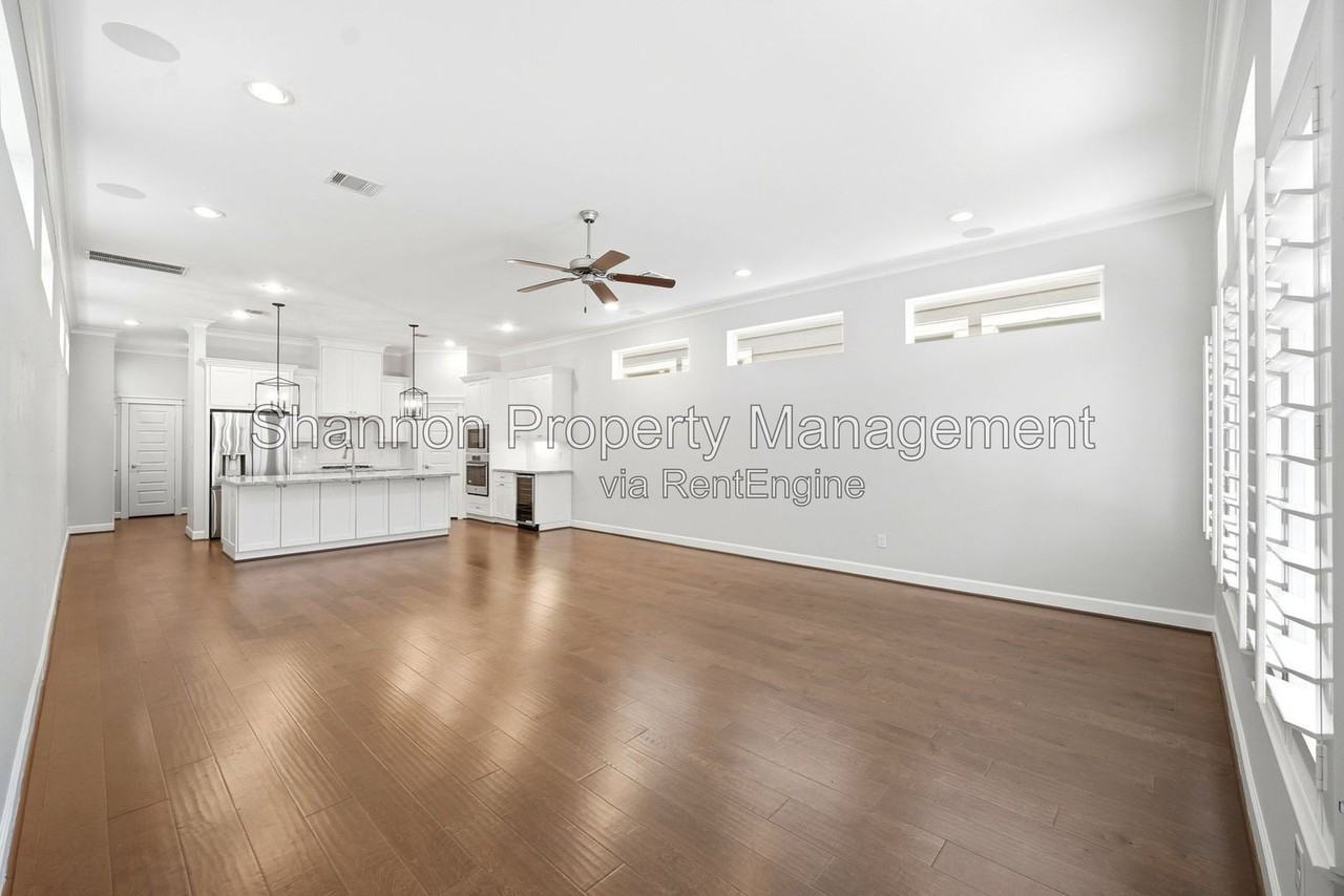 4208 Koehler St #A - Photo 5 of 36