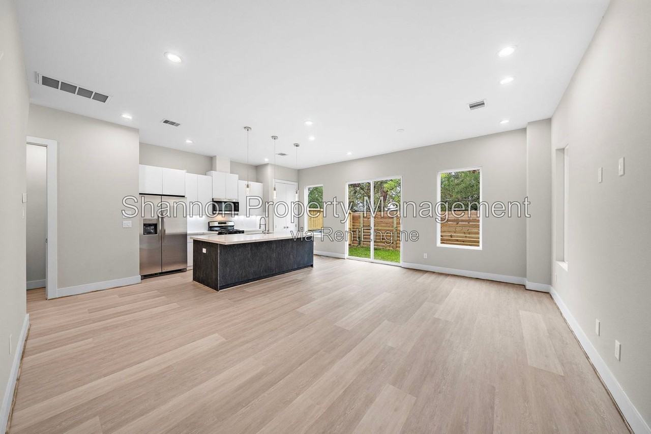 28 Bucan St #F - Photo 6 of 39