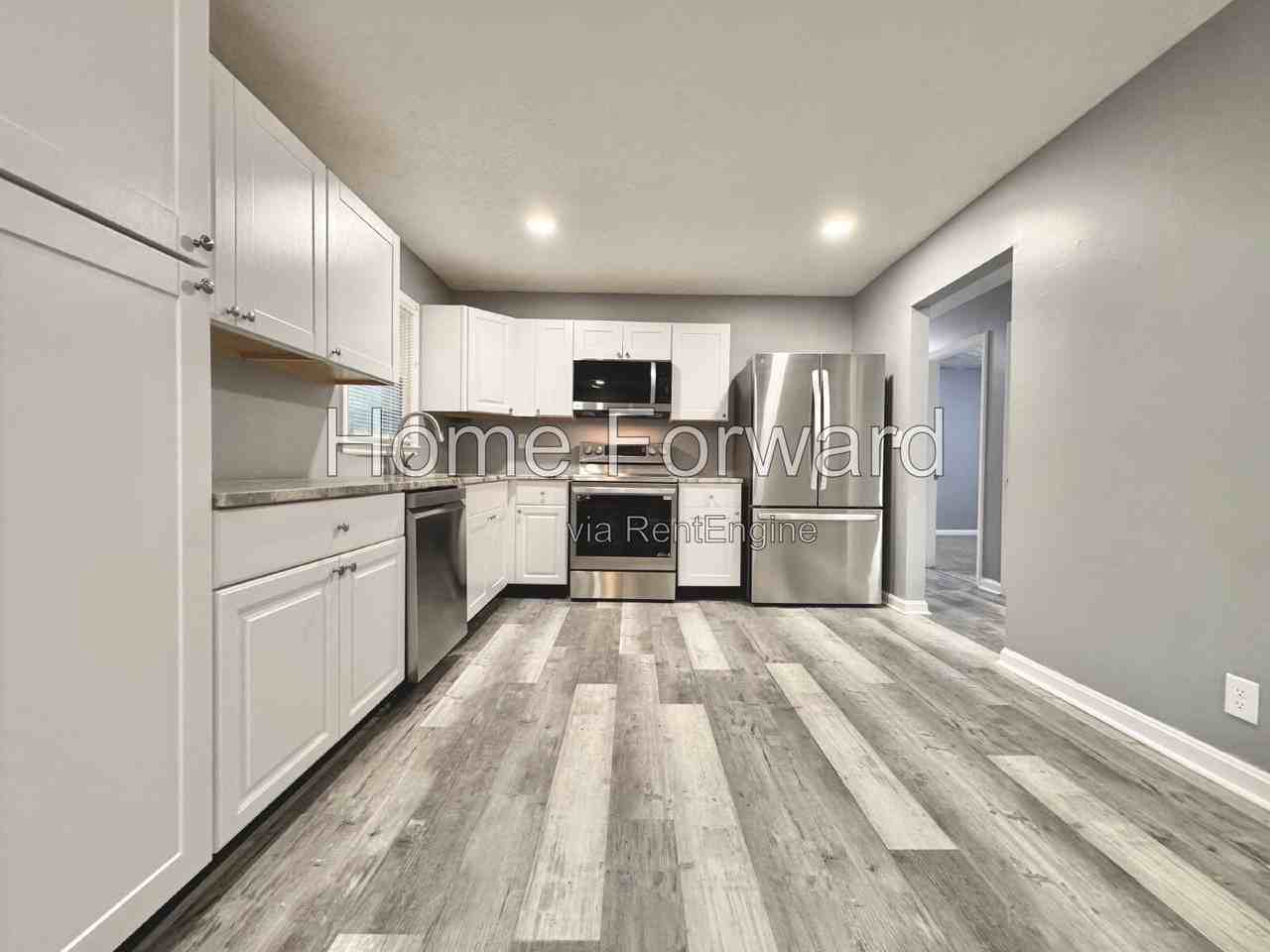 1720 Traveller Rd - Photo 4 of 15