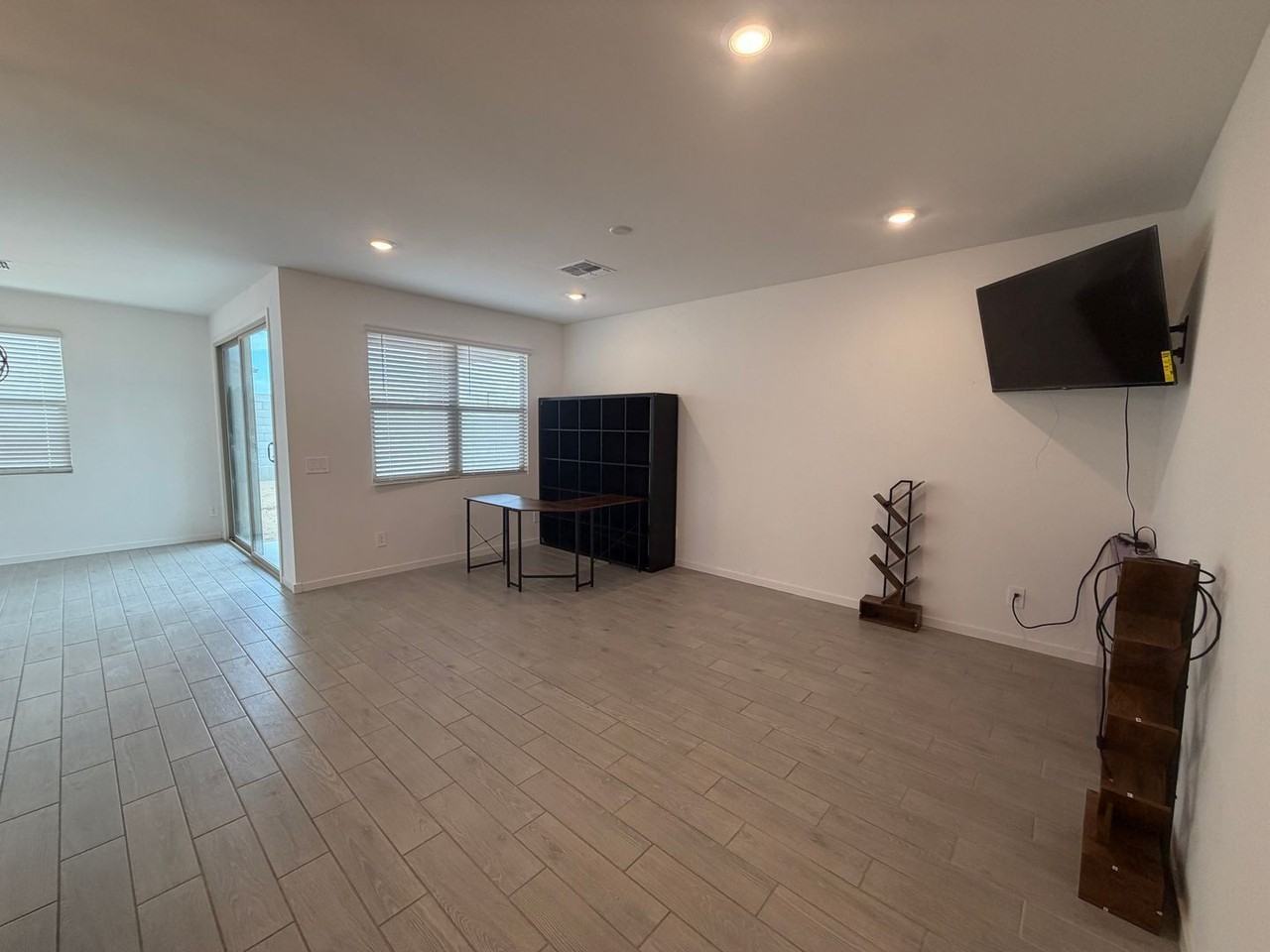 17410 W Eva St - Photo 2 of 17