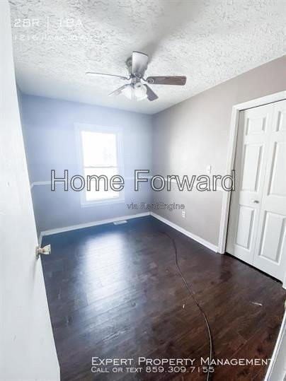 1216 Hammond Ave - Photo 7 of 12