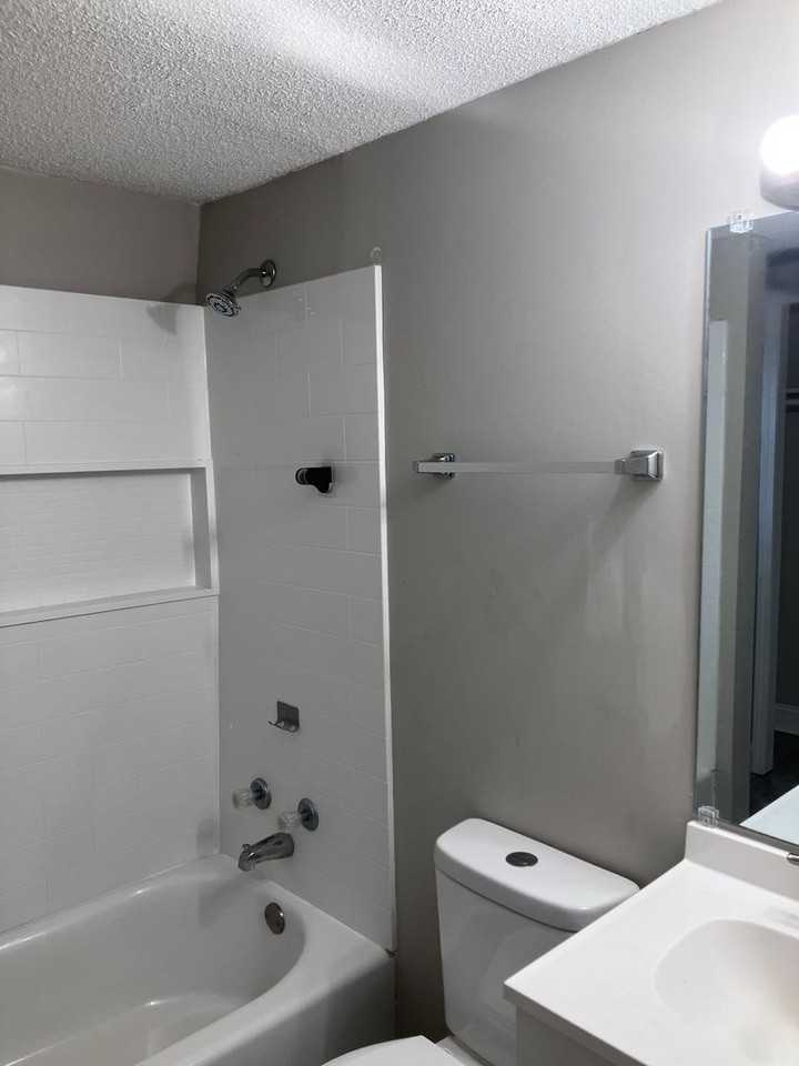 Vineville North - Photo 3 of 12