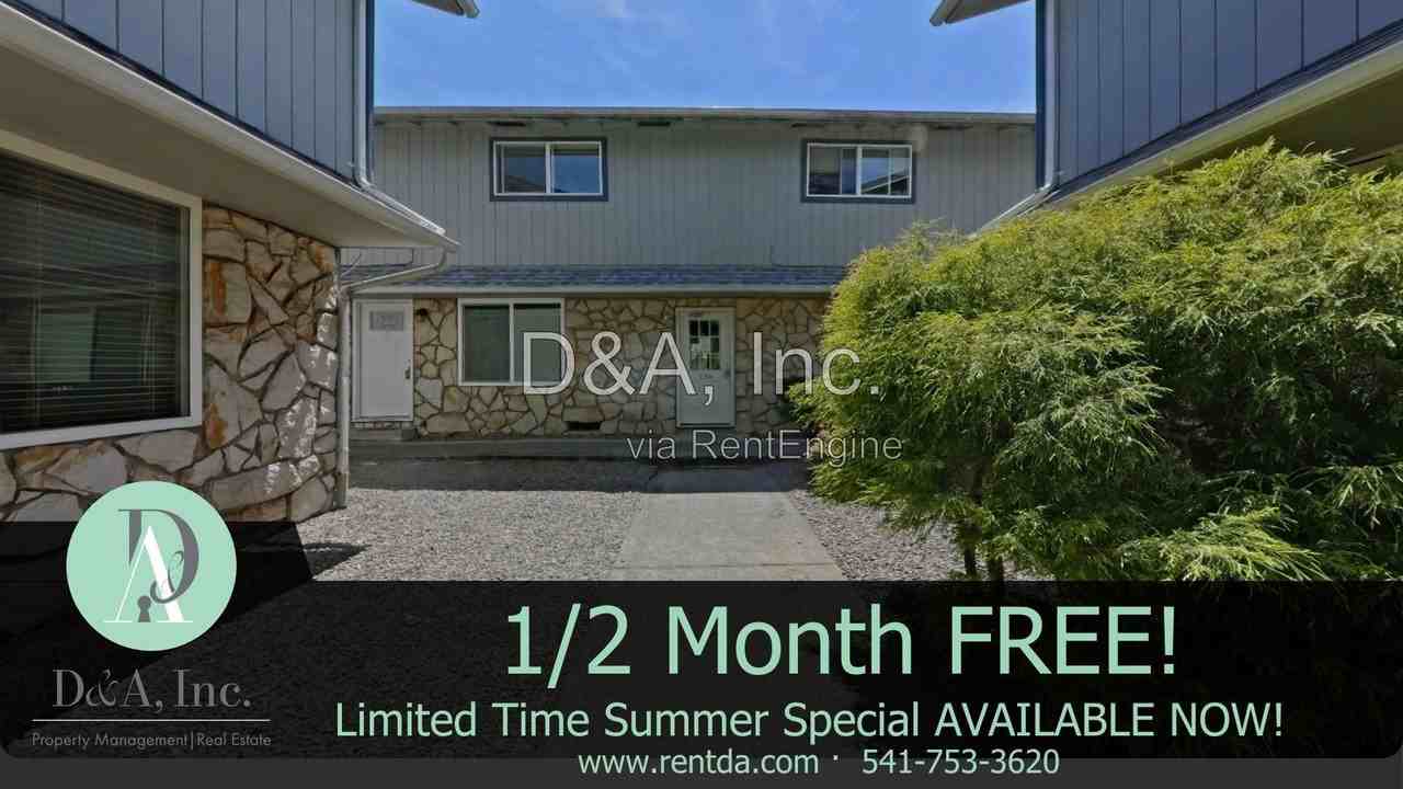 138 Ne Conifer Blvd #6