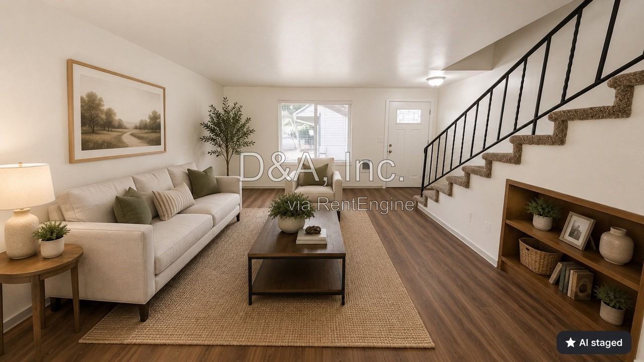 138 Ne Conifer Blvd #6 - Photo 2 of 17