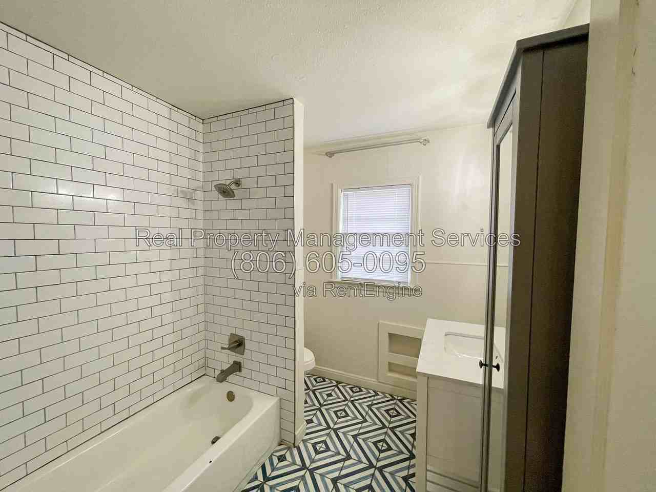 2917 Canton Ave - Photo 7 of 8