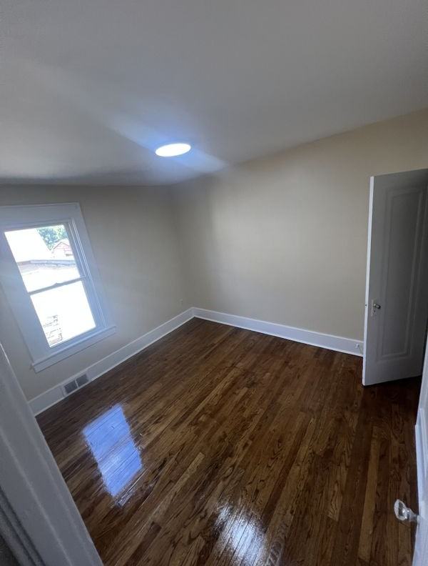 808 Waverly Pl ##1 - Photo 7 of 9
