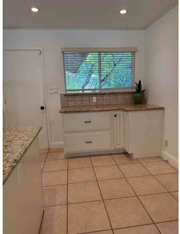5753 Reynaud Ct - Photo 3 of 24