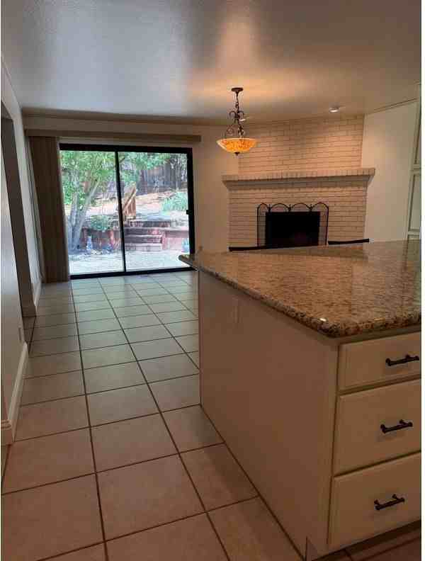 5753 Reynaud Ct - Photo 4 of 24
