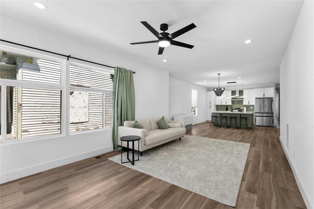 598 Formwalt St Sw ##A - Photo 4 of 50