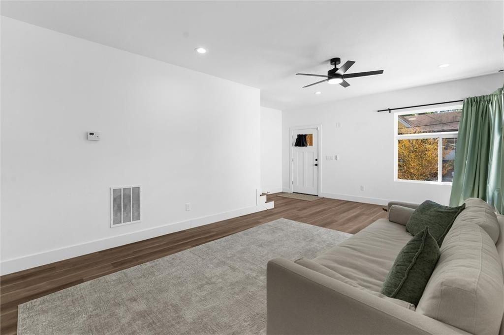 598 Formwalt St Sw ##A - Photo 5 of 50