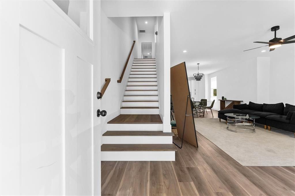 598 Formwalt St Sw ##B - Photo 3 of 49
