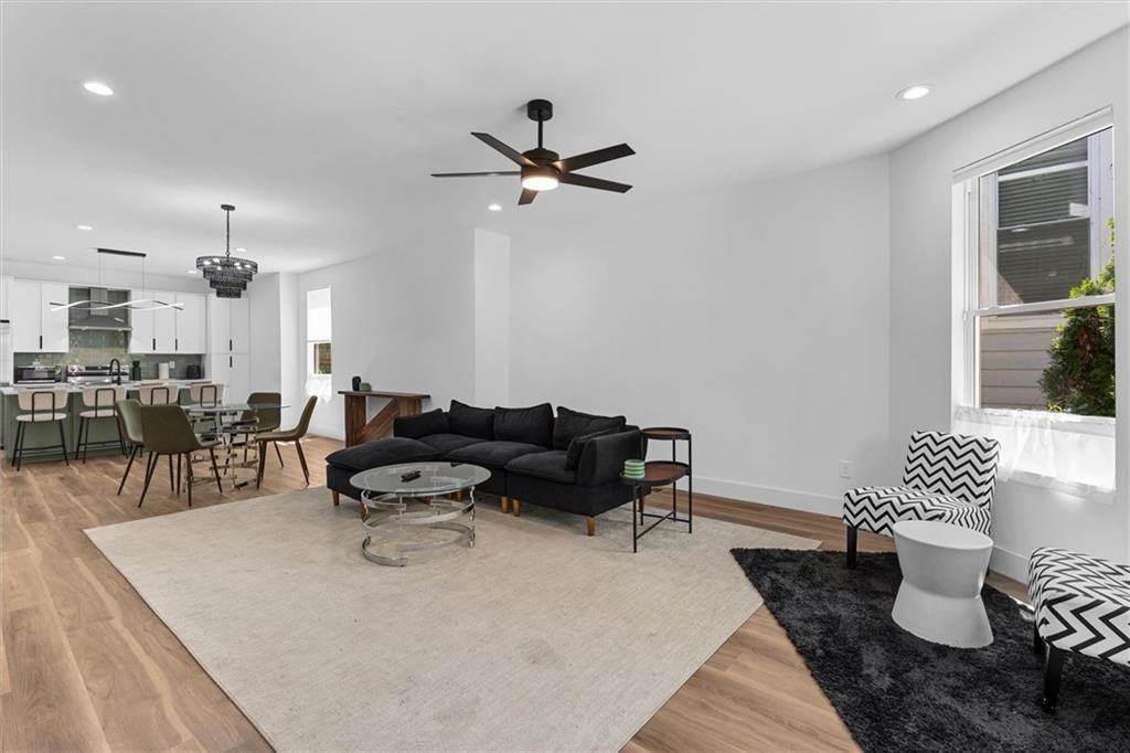 598 Formwalt St Sw ##B - Photo 6 of 49