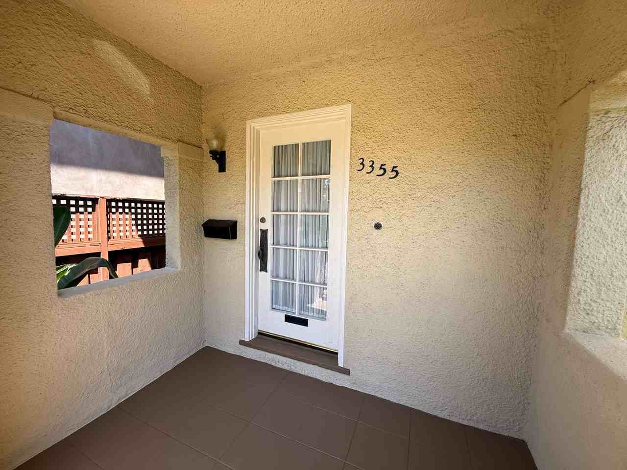 3353 Brant St #3355 - Photo 4 of 36