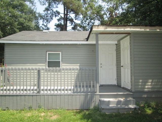 2123 Bayvale Rd - Photo 2 of 8