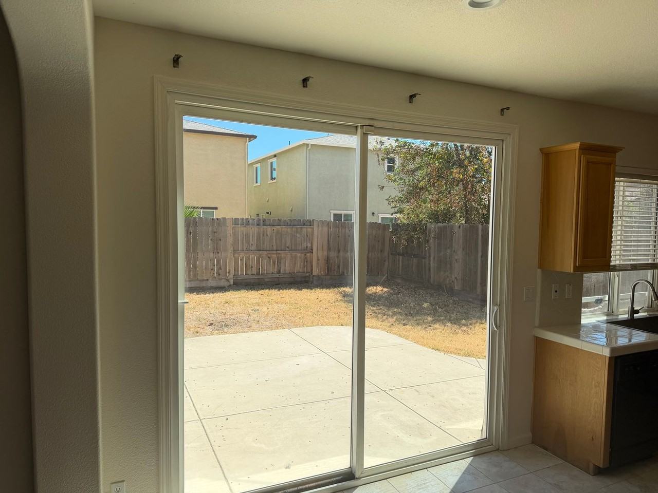 702 Chandon Dr - Photo 6 of 23