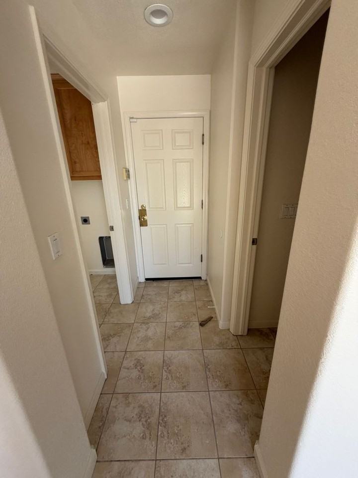 702 Chandon Dr - Photo 7 of 23