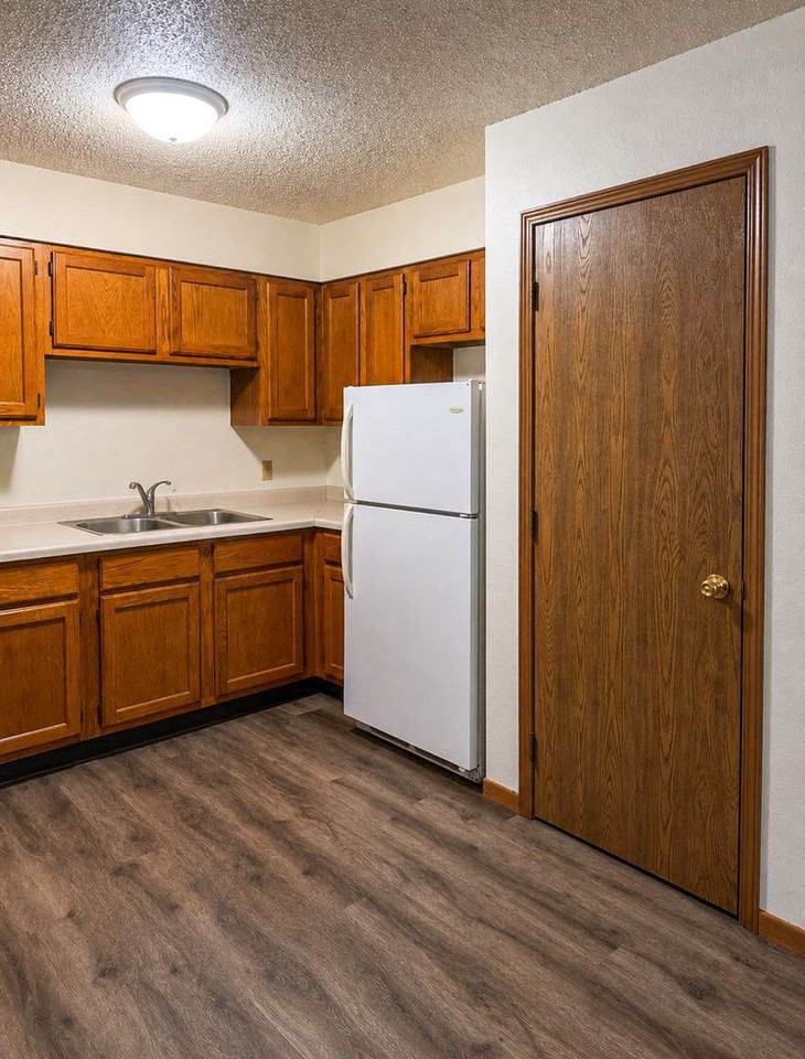 2144 8th Ave NW - Photo 4 of 8