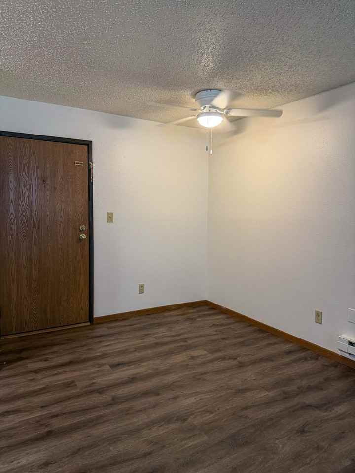 2144 8th Ave NW - Photo 5 of 8