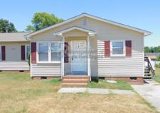 1703 10th St #B - Photo 1 of 1