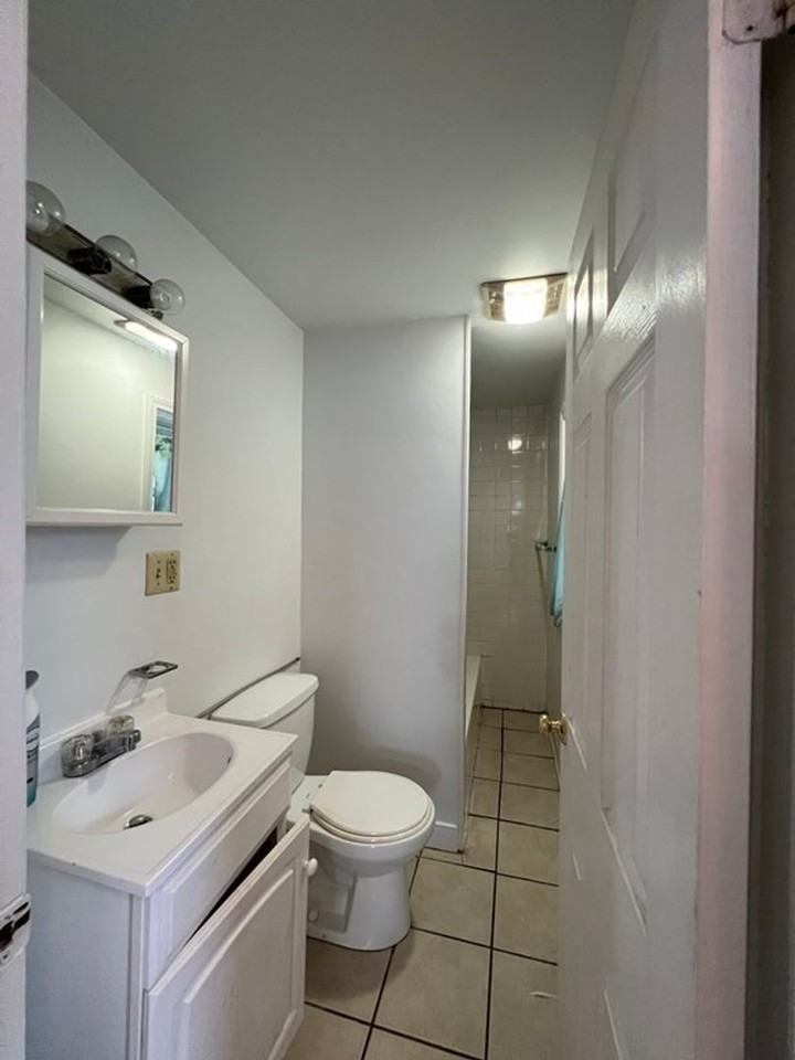55 Leyden St - Photo 3 of 8