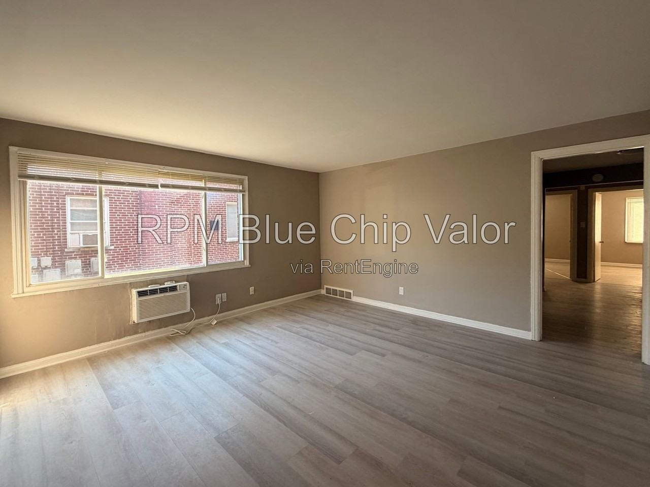 9481 Reading Rd #5 - Photo 3 of 11