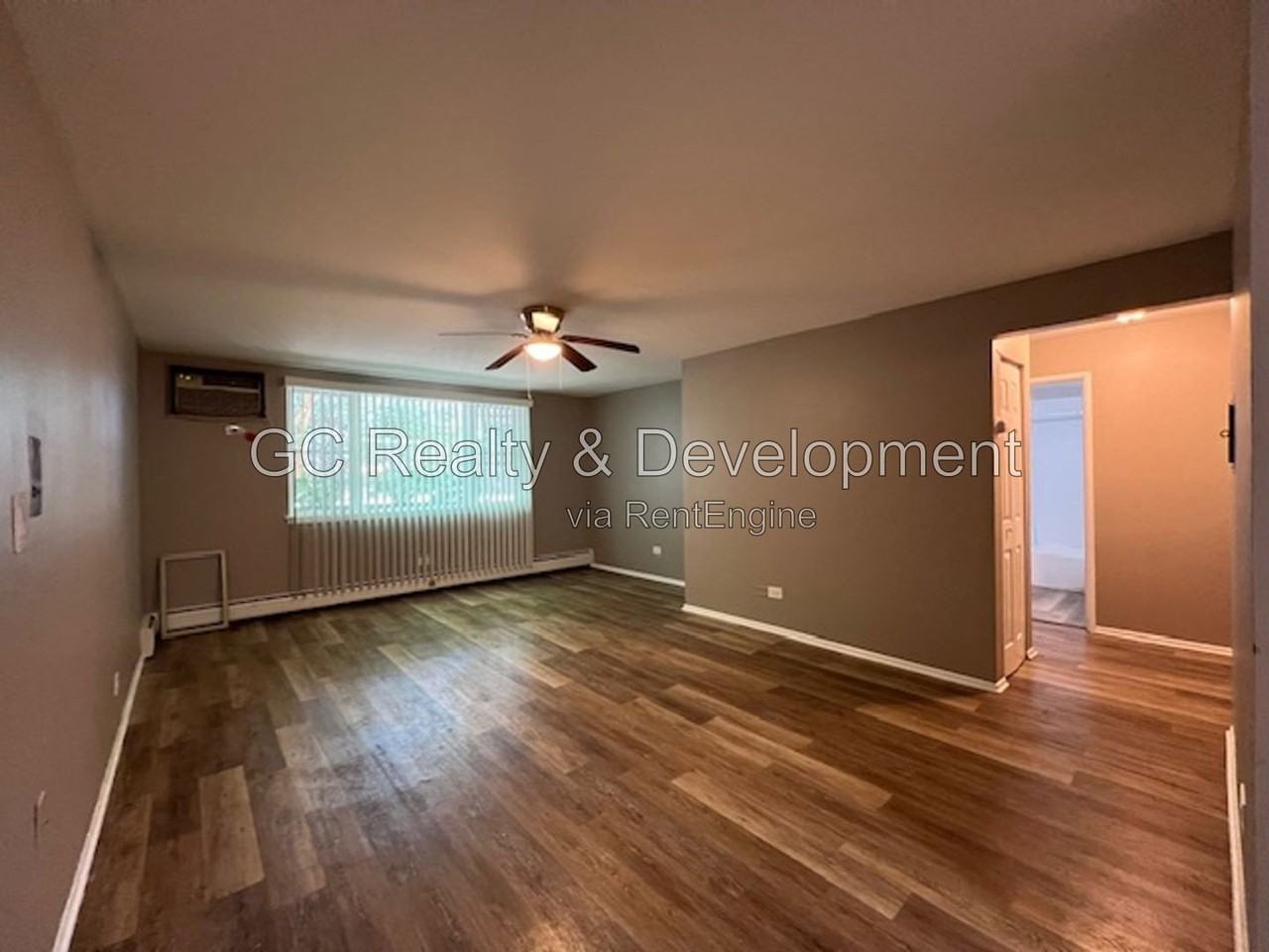 314 N Warwick Ave #GD - Photo 2 of 17