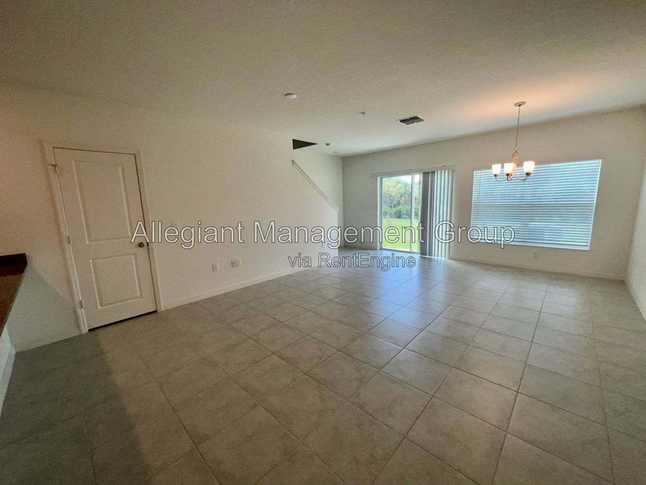 3805 Hampton Chase Ln - Photo 2 of 16