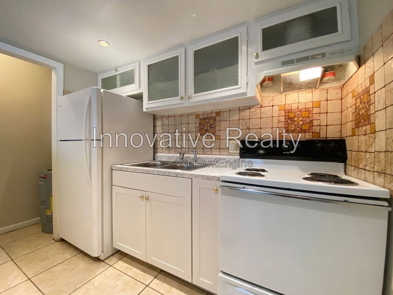5107 Curry Ford Rd #2 - Photo 3 of 12
