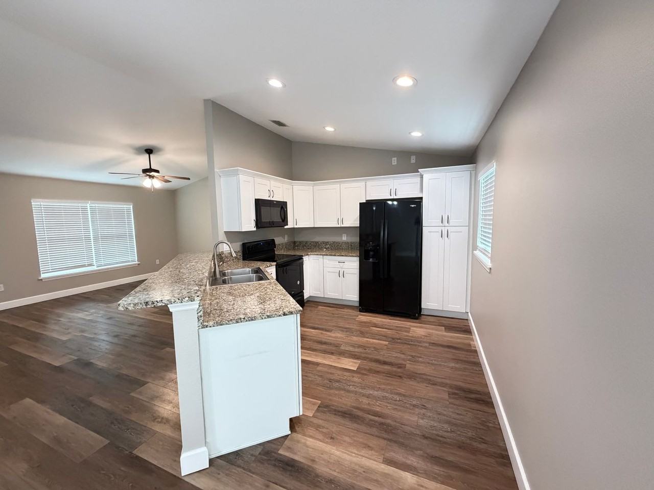 16513 Sw 22nd Terrace Rd - Photo 6 of 23