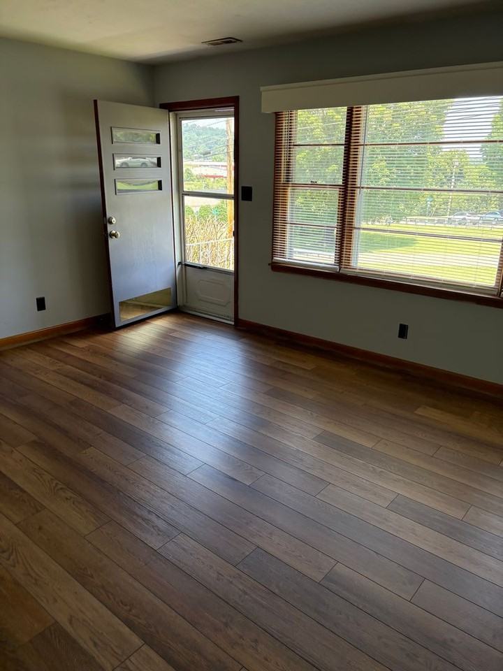 2909 Browns Mill Road Ext - Photo 4 of 20