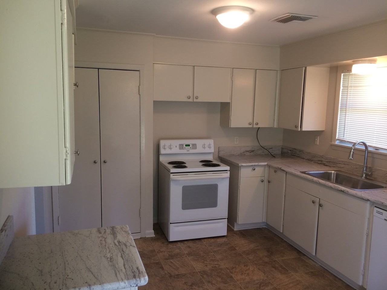 717 Alice Dr - Photo 6 of 13