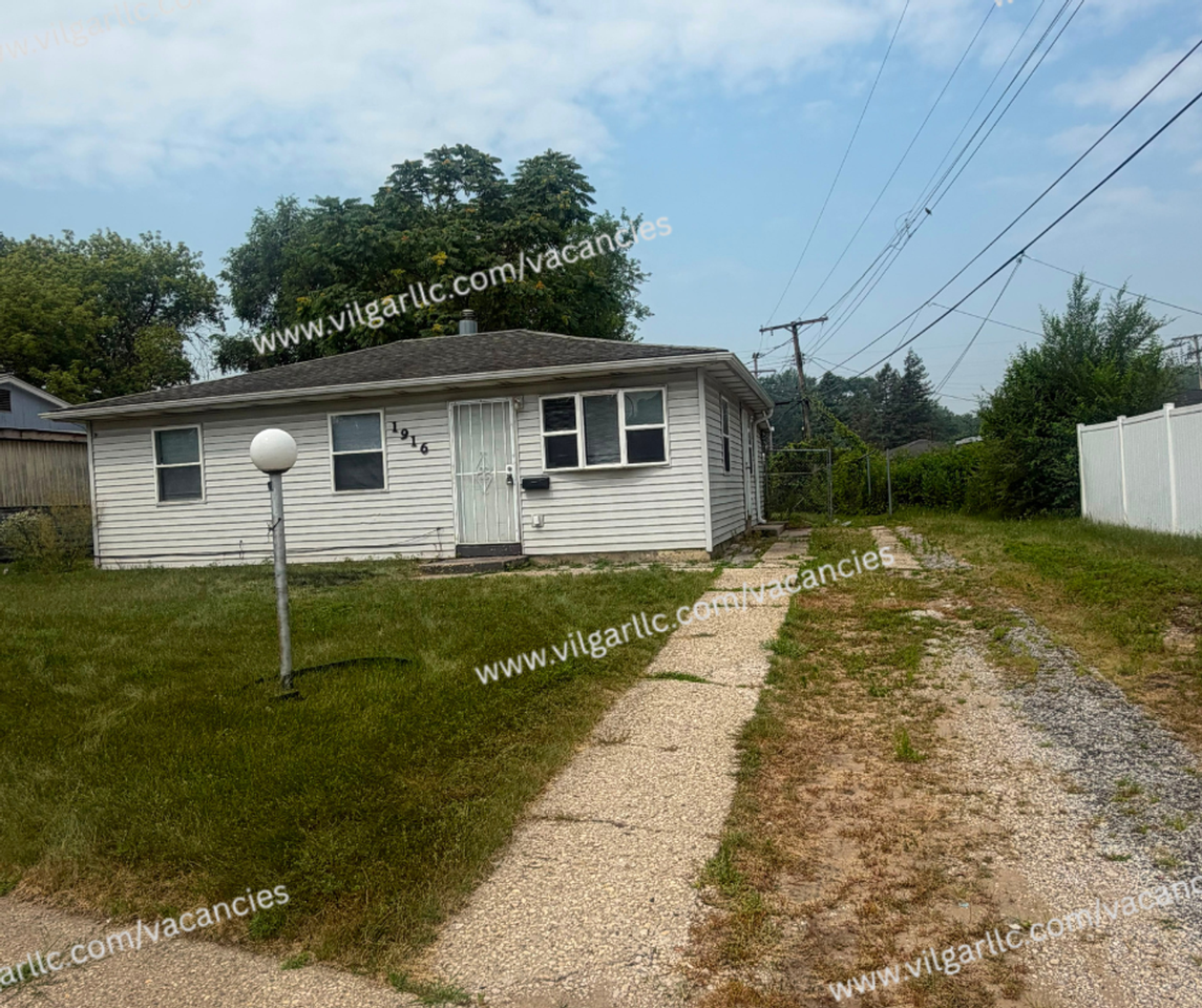1916 Williams St - Photo 2 of 23