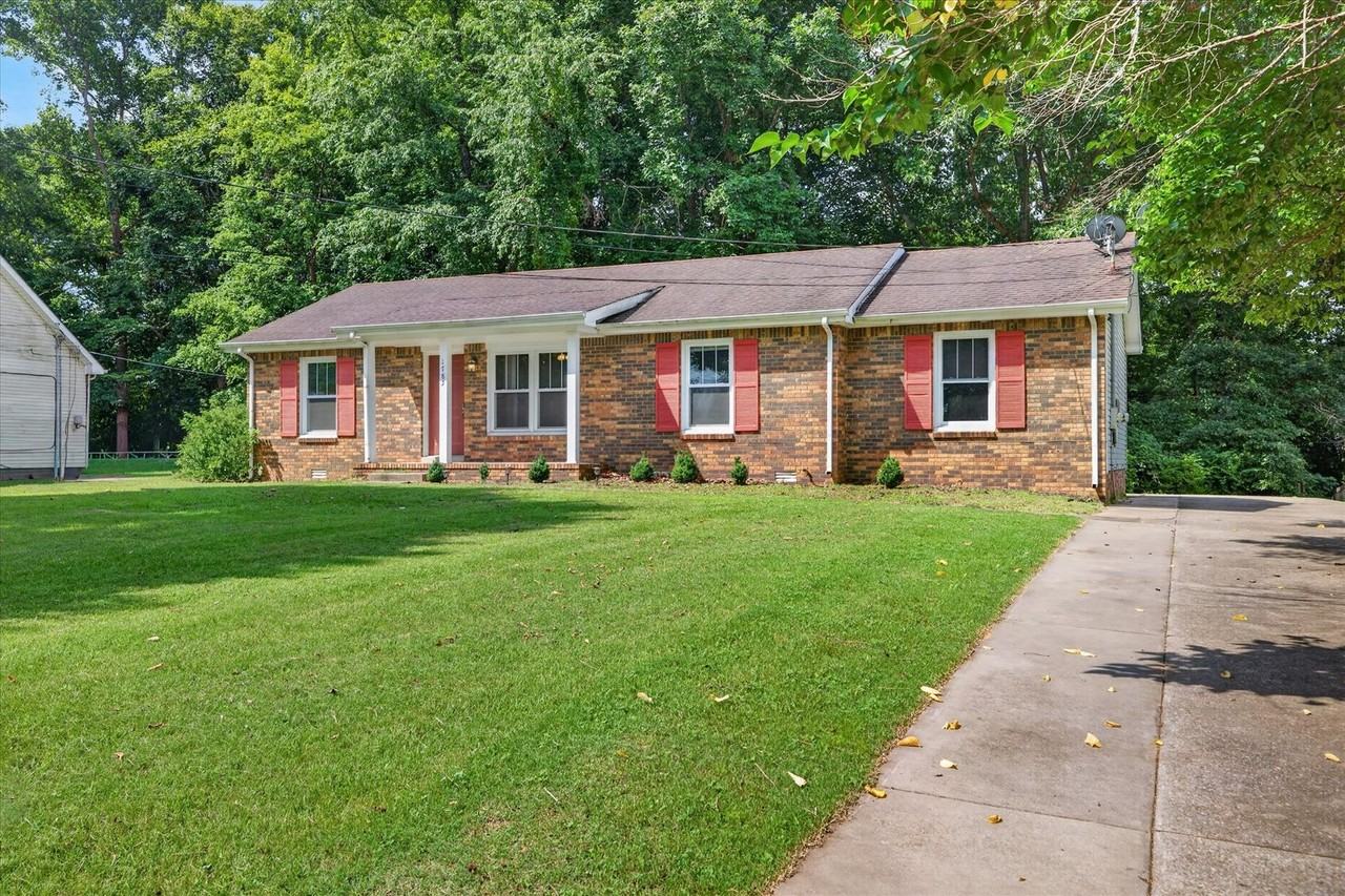 1785 Broadripple Dr - Photo 2 of 41