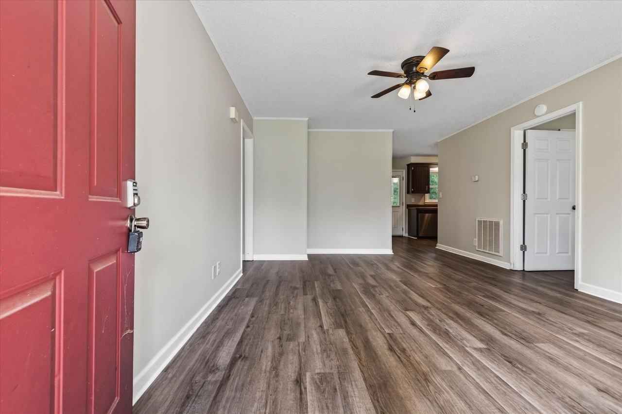 1785 Broadripple Dr - Photo 5 of 41