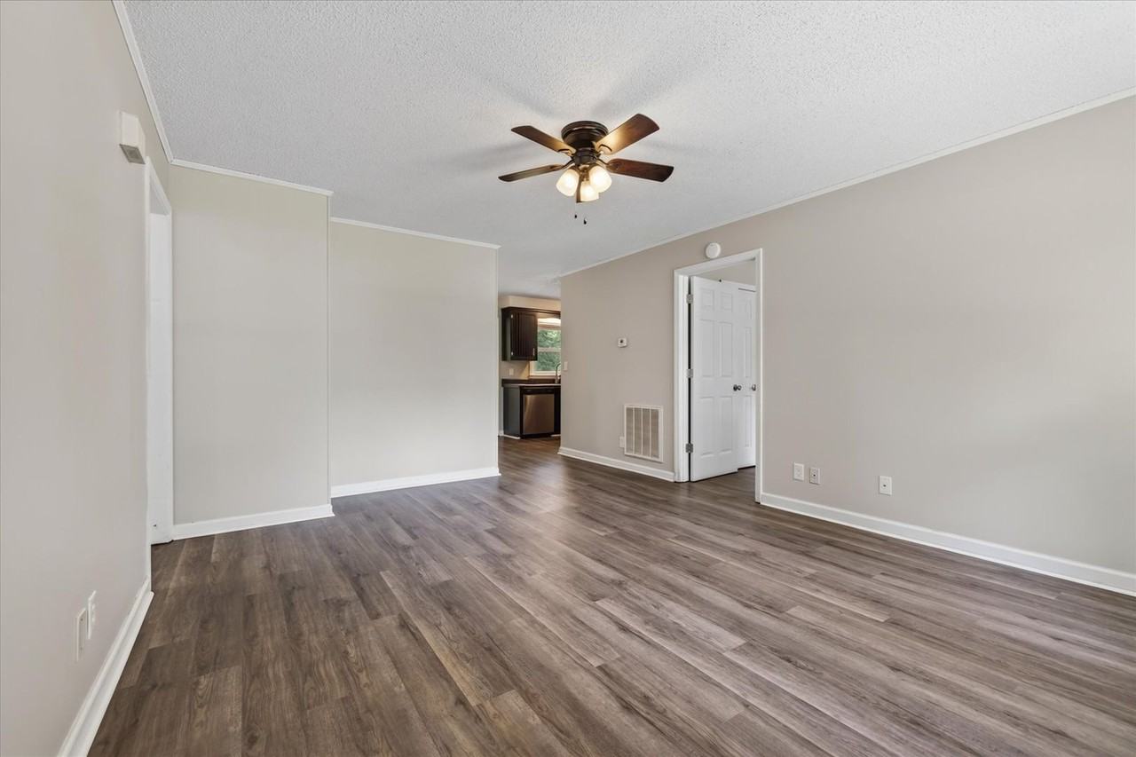 1785 Broadripple Dr - Photo 6 of 41