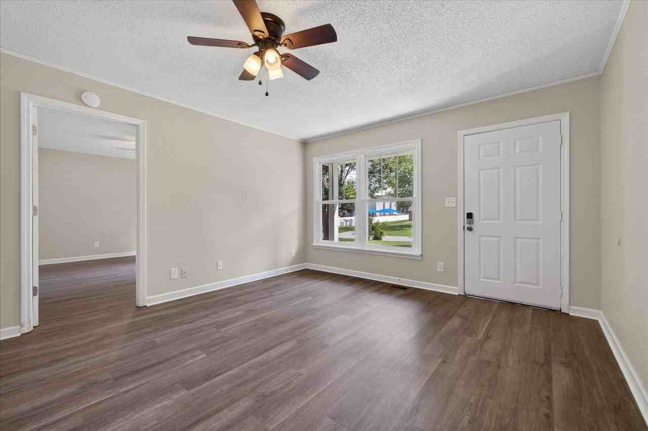 1785 Broadripple Dr - Photo 7 of 41