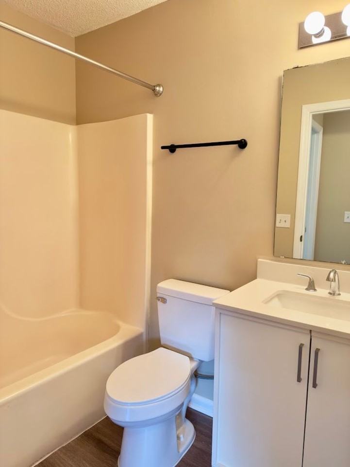 114 Dogwood Cir - Photo 7 of 18