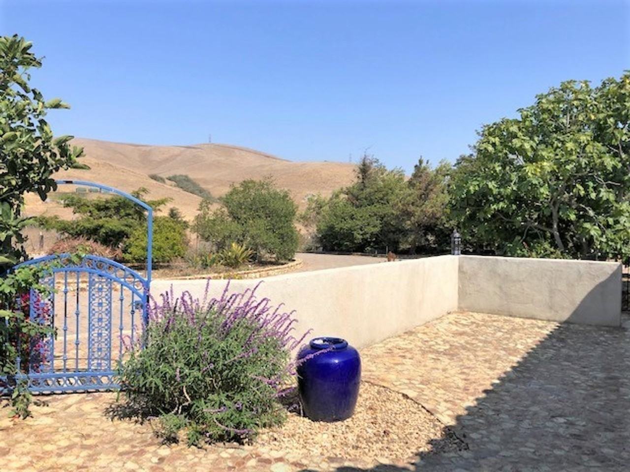 6006 Los Osos Valley Rd - Photo 4 of 29