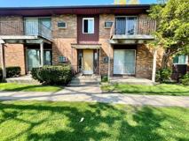 2135 Cambridge Dr #2D - Photo 1 of 1