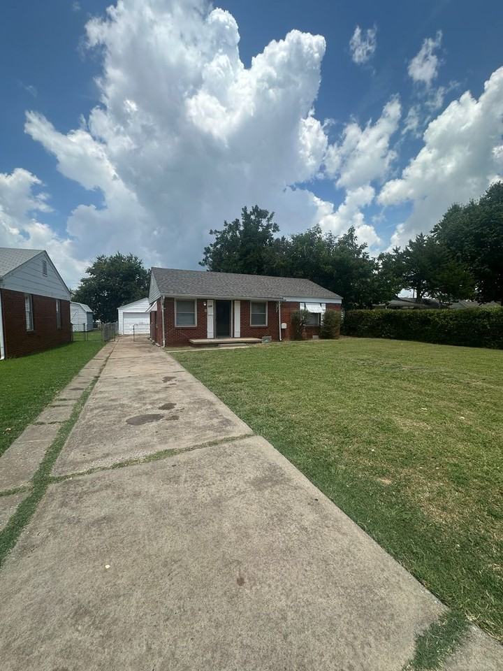 125 E Northrup Dr - Photo 4 of 48