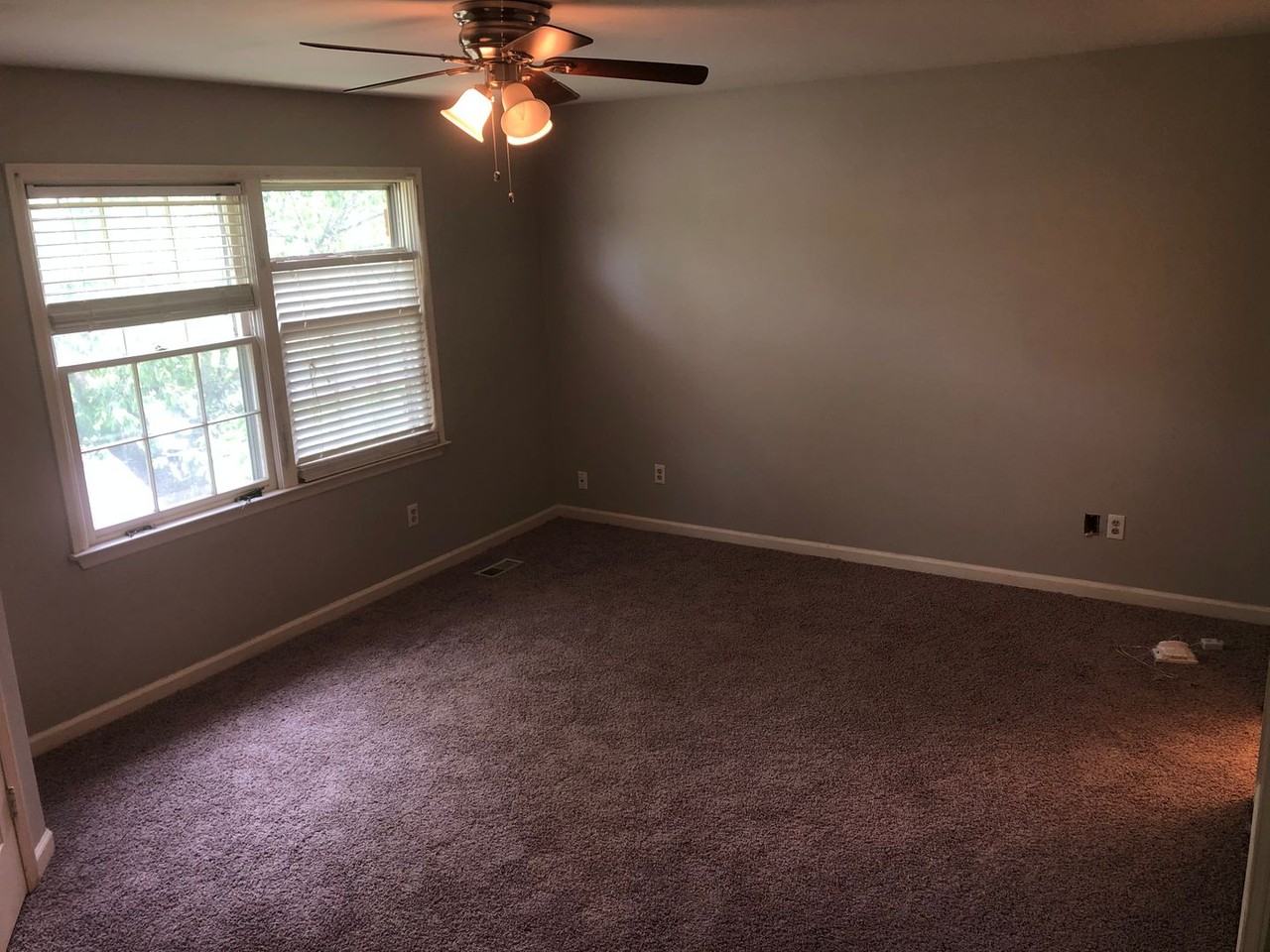906 Hammack Dr - Photo 7 of 12