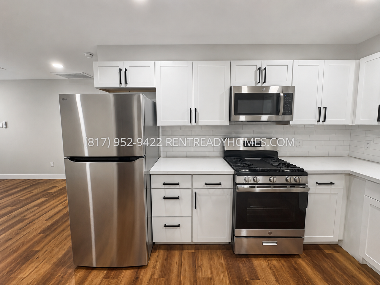 1104 Sunset Dr - Photo 4 of 22