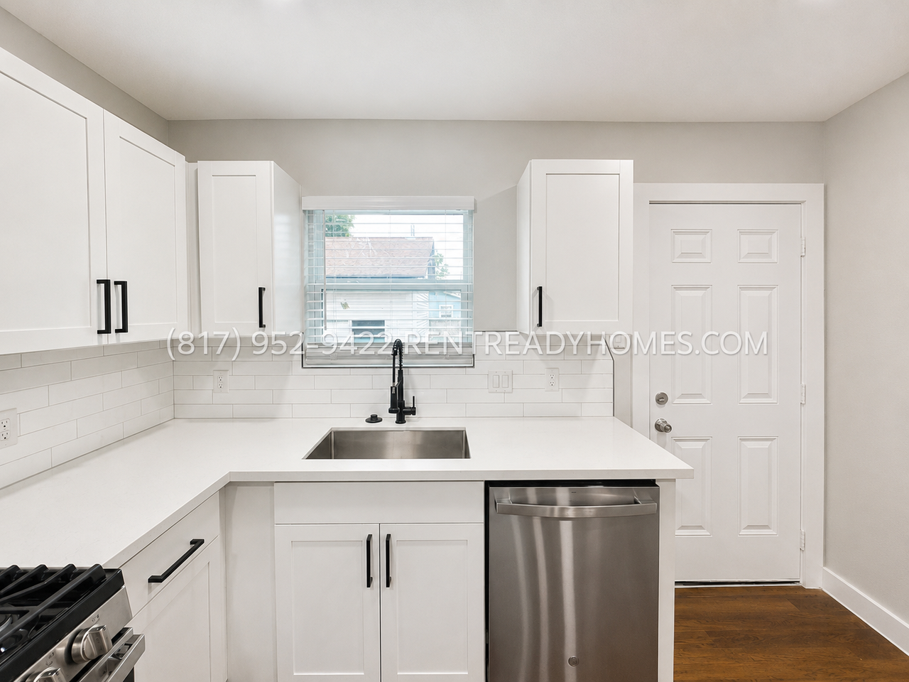 1104 Sunset Dr - Photo 6 of 22