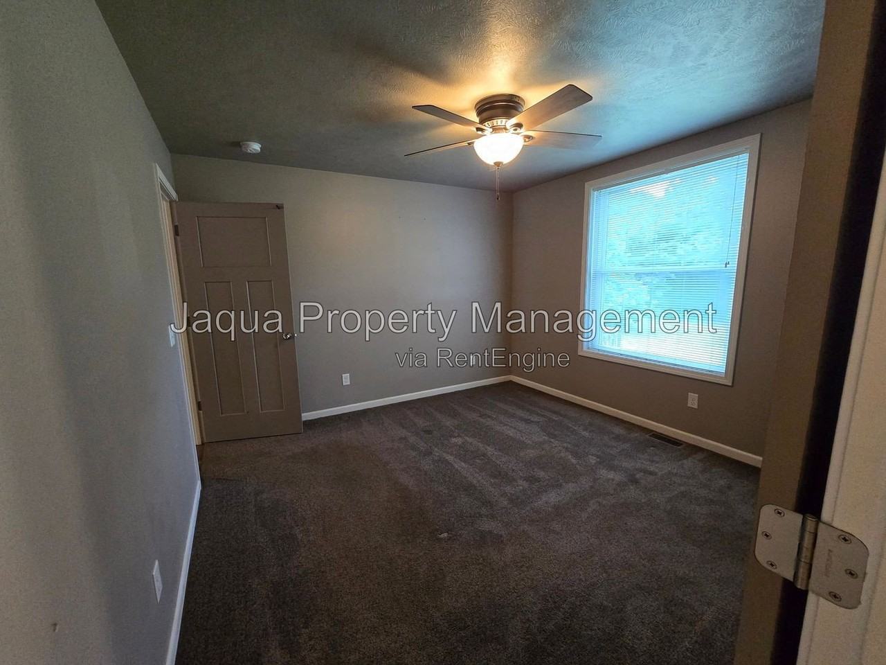 10578 Stadium Dr - Photo 7 of 23
