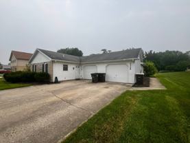 3326 Kendale Dr - Photo 1 of 1