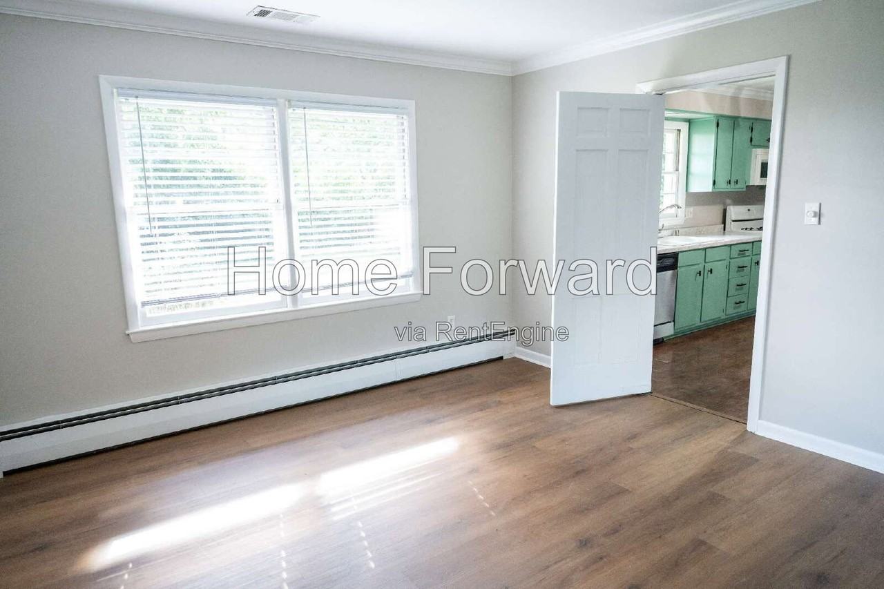 517 N 3rd St - Photo 6 of 50
