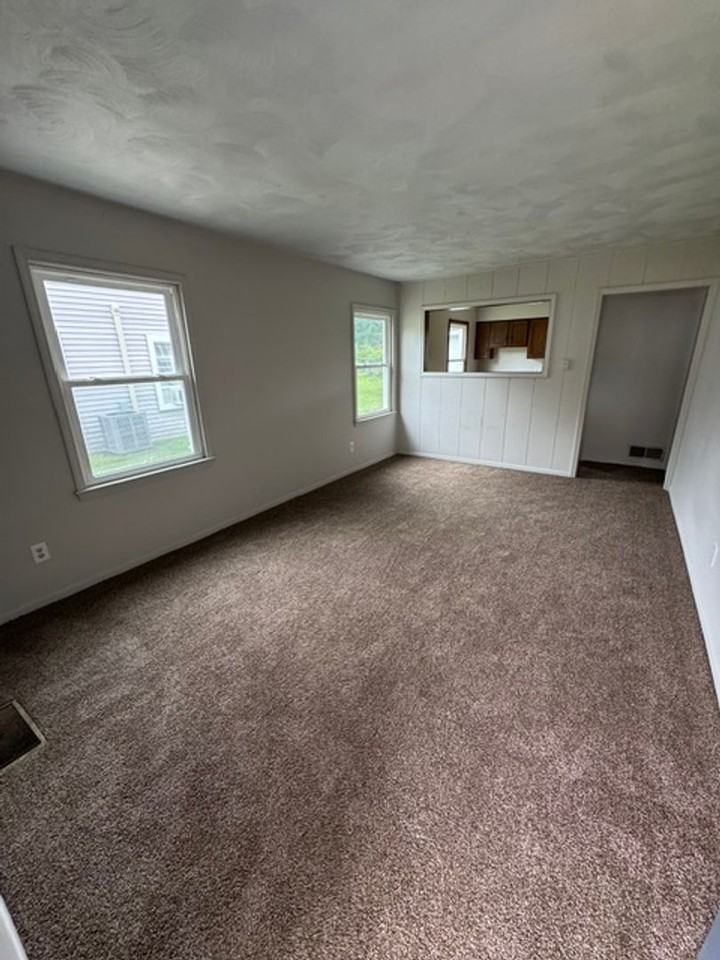 4412 Werling Dr - Photo 2 of 7