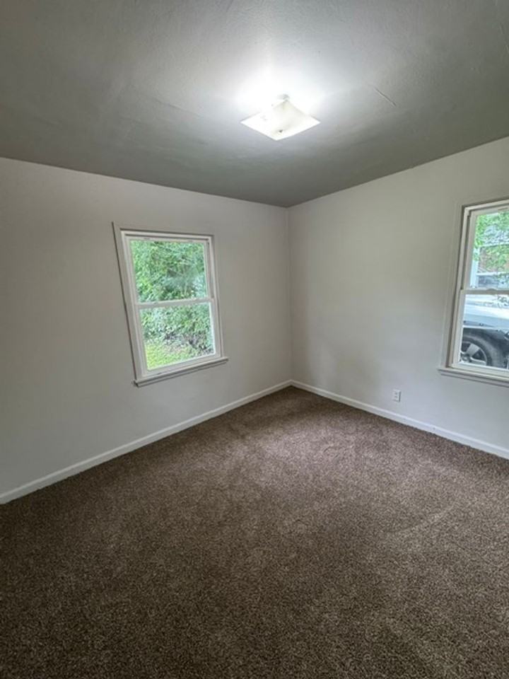 4412 Werling Dr - Photo 5 of 7