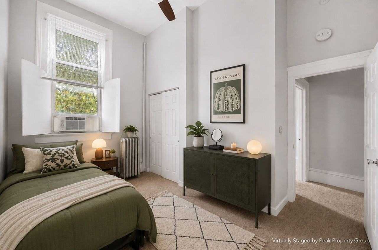 2419 Vine St #1 - Photo 7 of 20