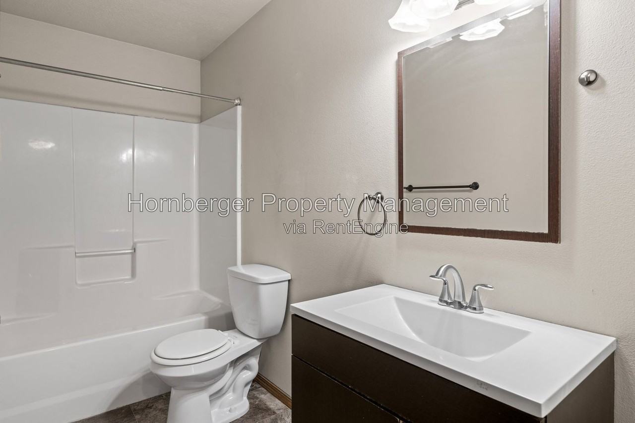 2019 N Post St - Photo 3 of 23